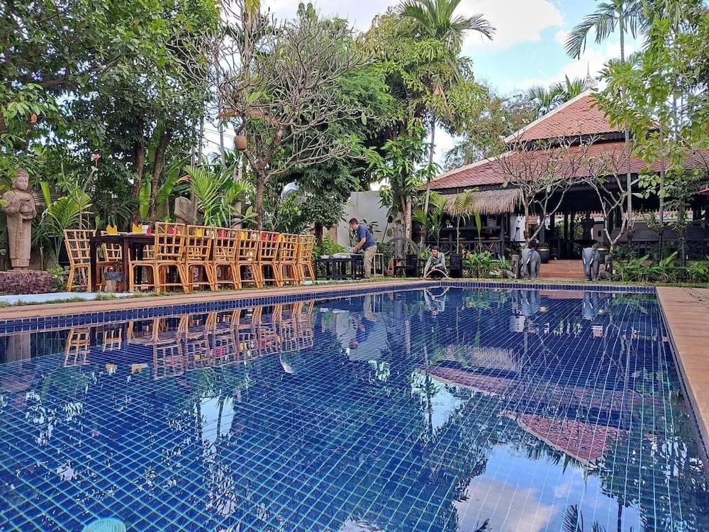 The Oasis Harbor Hotel Siem Reap Exterior photo