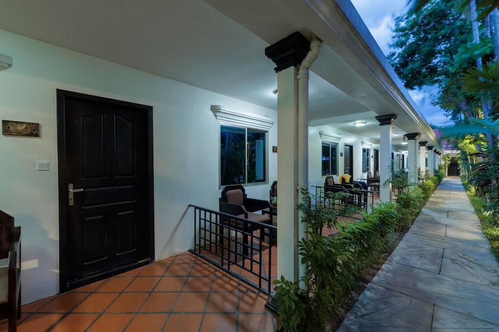 The Oasis Harbor Hotel Siem Reap Exterior photo
